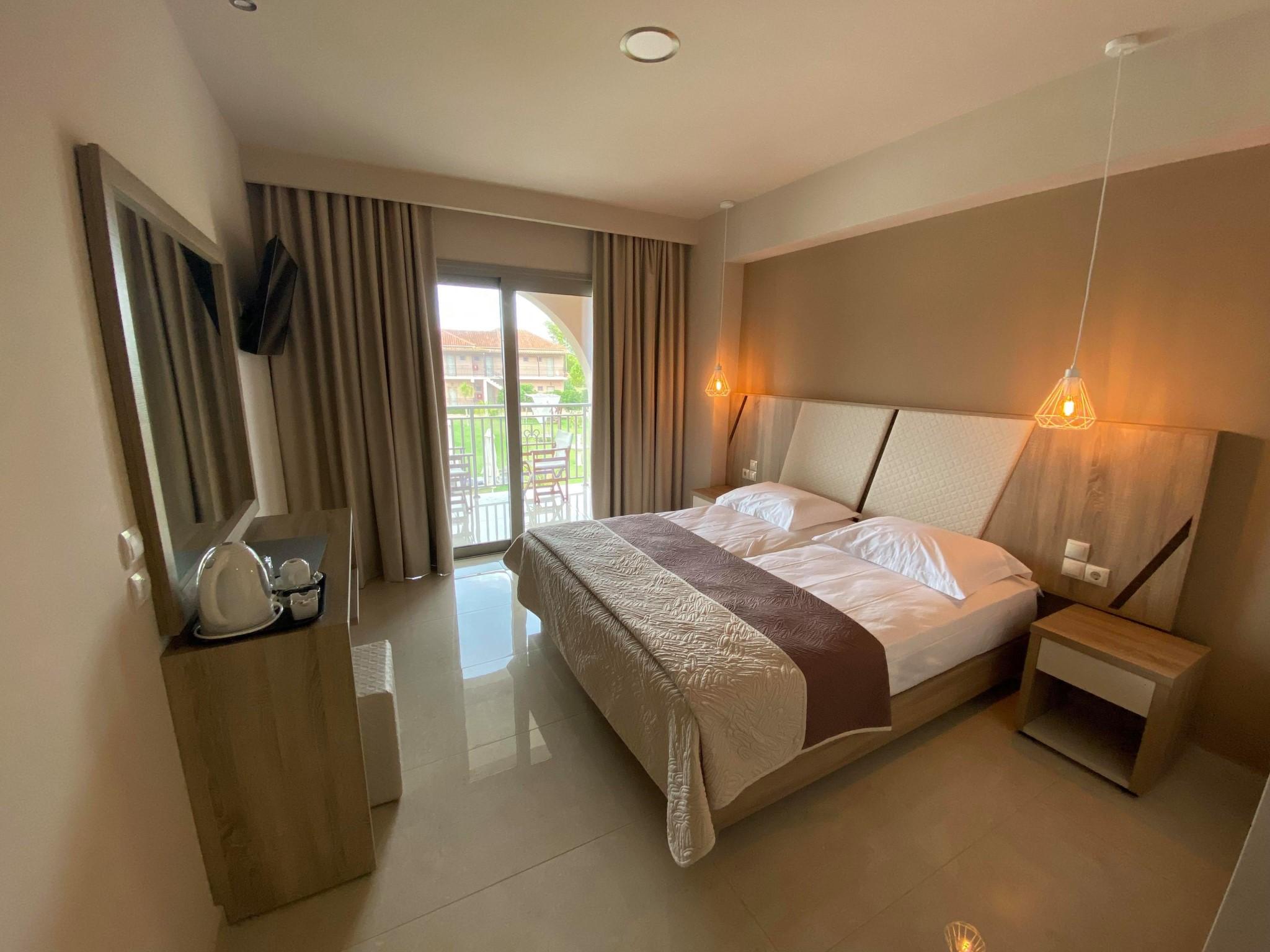 Eleni'S Garden & Castello Suites Аликанас Екстериор снимка