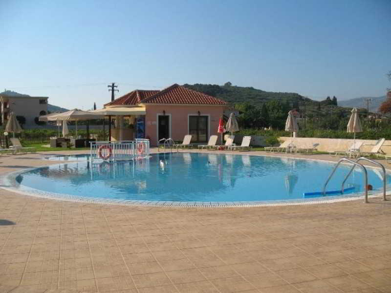 Eleni'S Garden & Castello Suites Аликанас Екстериор снимка